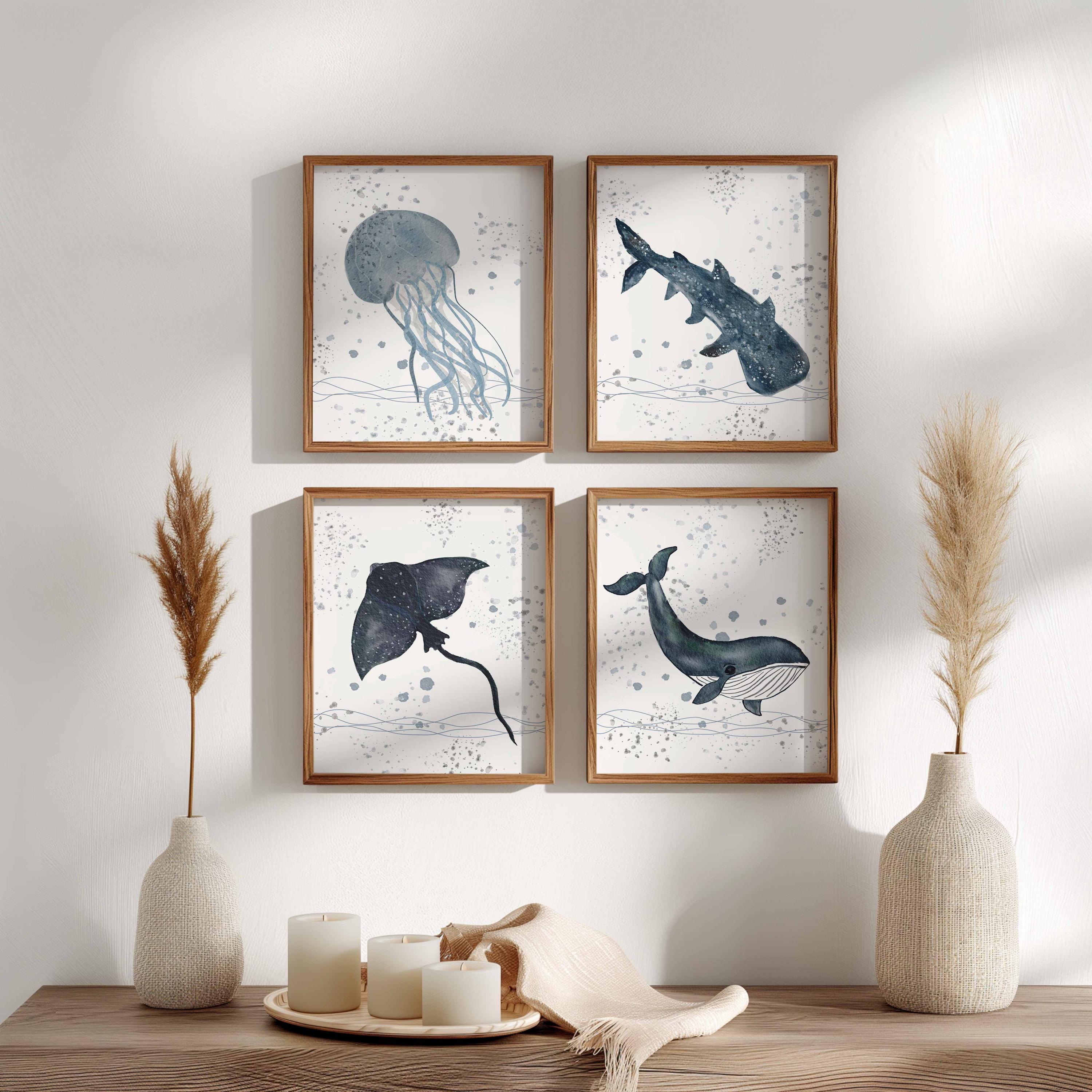 Láminas para habitación infantil con temática oceánica, set de 4 cuadros de animales marinos, póster de medusa y ballena, acuarela para habitación de bebé niño, decoración de habitación infantil estilo náutico Imagen secundaria del producto
