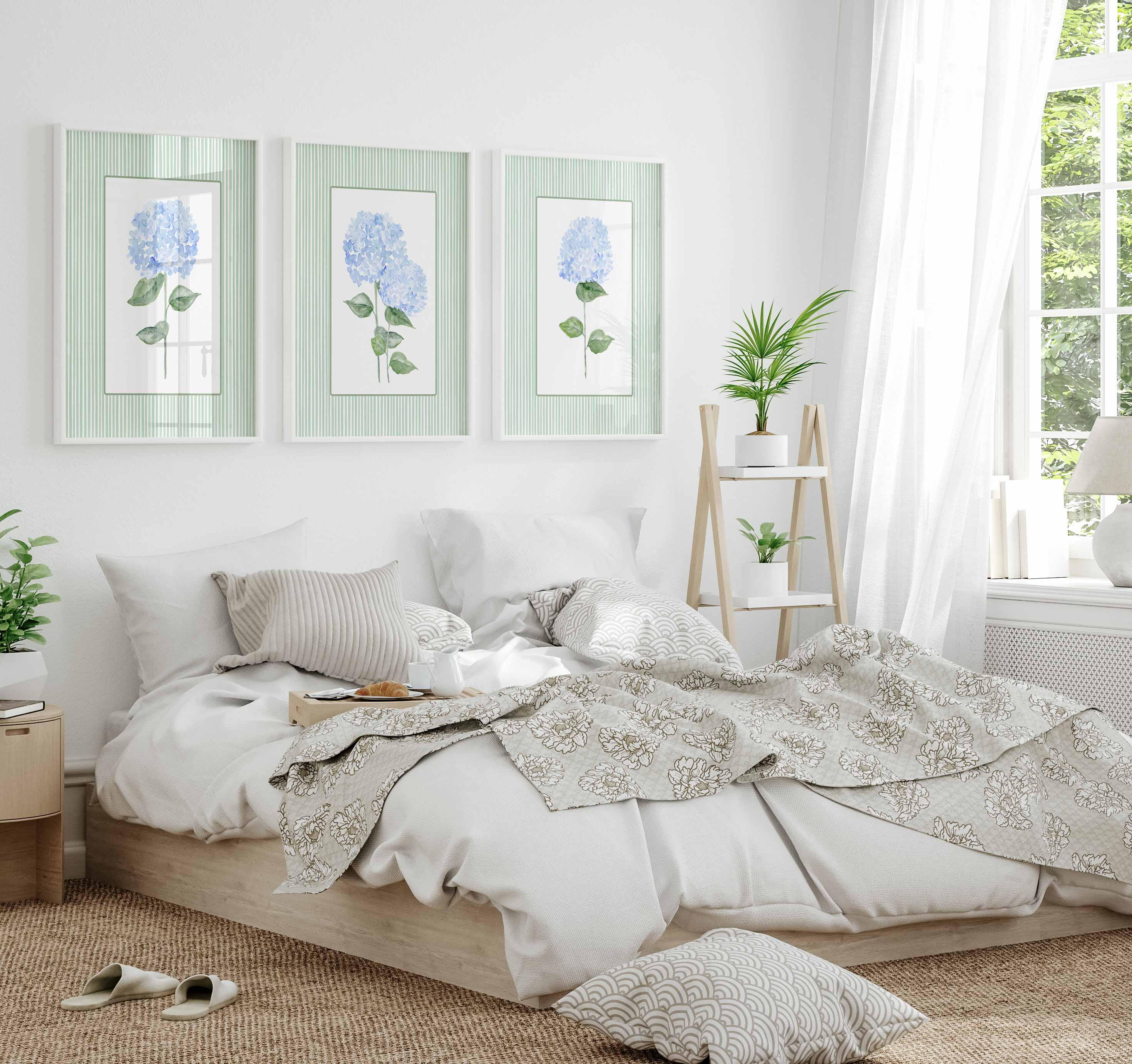 Lámina de hortensias verdes, juego de 3 hortensias azules, decoración costera a rayas, arte de pared de estilo "grandmillennial" para guardería, pintura floral en acuarela Imagen secundaria del producto