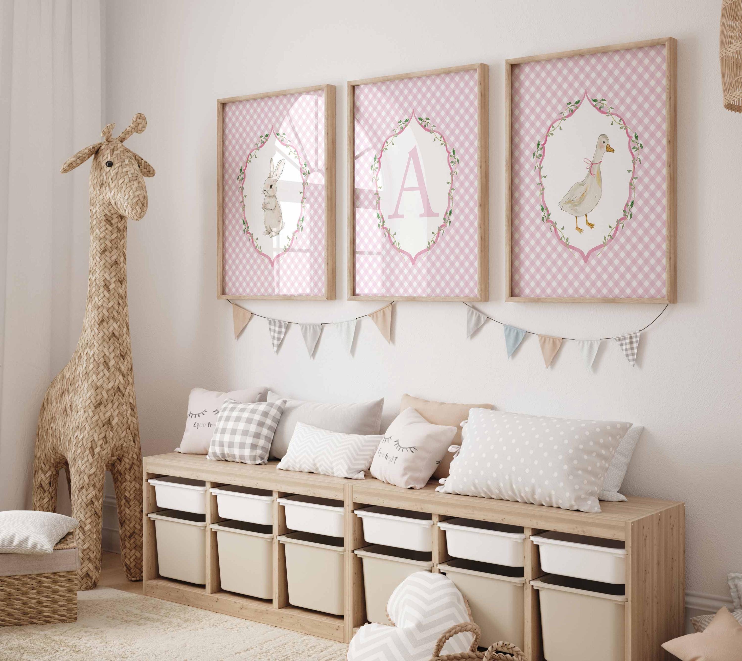 Decoración para habitación de bebé niña con conejo y oca, estampado de conejito lindo para guardería, juego de 3 piezas, arte de pared con nombre personalizado Imagen secundaria del producto